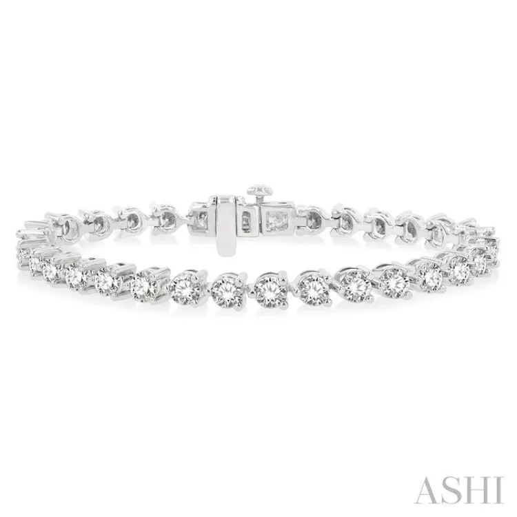 8.00CT RDDM 3 PRONG BRACELET WG 14K-G*