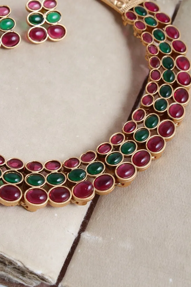 Budgetted Ruby Green Oval Choker