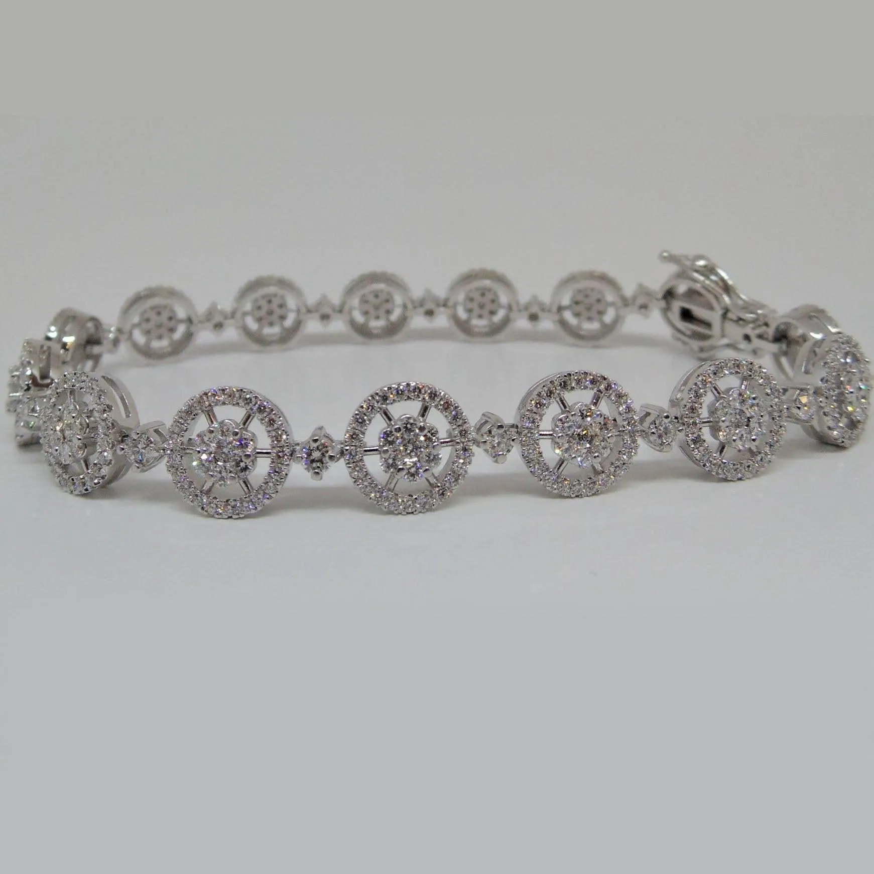 Diamond Flower Tennis Bracelet 14K