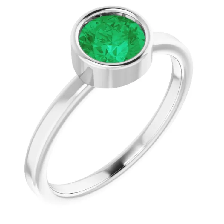 Platinum 6 mm Natural Emerald Ring